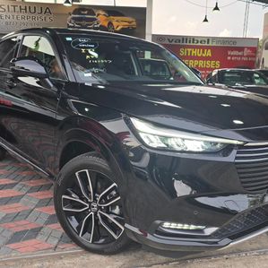 Honda Vezel Z Special 2023 - Image 2