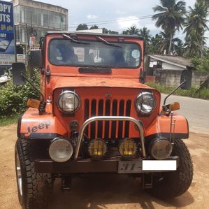 Mitsubishi J24 4DRS Jeep 1977 - Image 2
