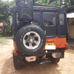 Mitsubishi J24 4DRS Jeep 1977 - Image 3