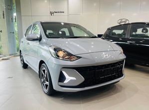 Hyundai Grand i10 Typhoon Silver 2024