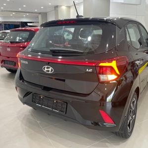 Hyundai Grand i10 Abyss Black 2024 - Image 3