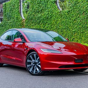 Tesla Model 3 Highlander 2024 - Image 2