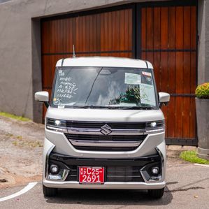 Suzuki Spacia Custom XS 2024 - Image 2