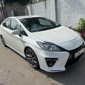 Toyota Prius 2014 - Image 2