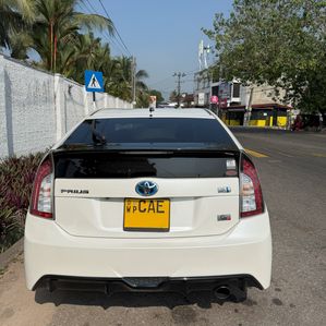 Toyota Prius 2014 - Image 3