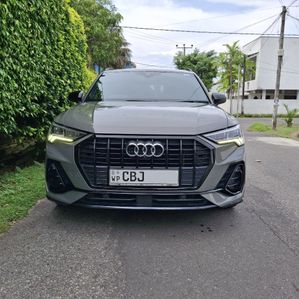 Audi Q3 2019 - Image 2