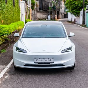 Tesla Model 3 Brand New 2024 - Image 3