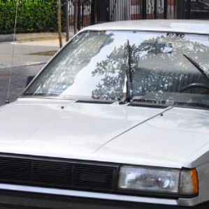 Nissan 1987 - Image 2