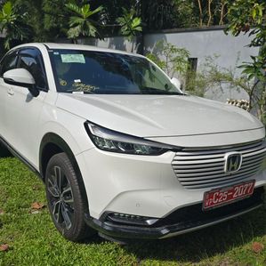 Honda Vezel Z premium 2024 - Image 2