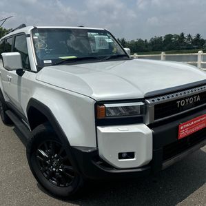Toyota Land Cruiser Prado BRAND NEW ZERO MILAG 2024 - Image 2