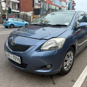 Toyota Belta G Grade 2011 - Image 2