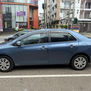 Toyota Belta G Grade 2011 - Image 3
