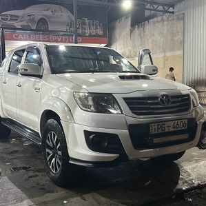 Toyota Hilux 2015 - Image 3