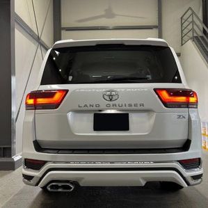 Toyota Land Cruiser Sahara LC300 2024 - Image 3