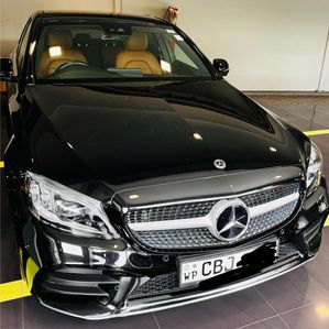 Mercedes Benz C200 AMG Premium Plus 2019 - Image 2
