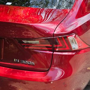 Lexus IS 300 H 2015 - Image 3