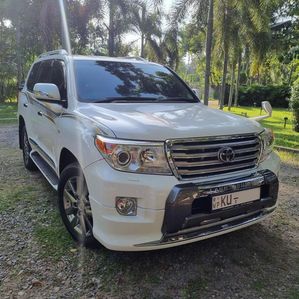 Toyota Land Cruiser Sahara 2011 - Image 2