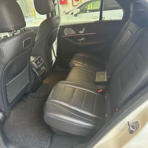 Mercedes Benz GLE 300D AMG Line Package 2020 - Image 3
