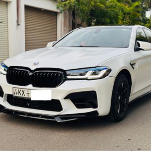BMW 520d 2012 - Image 2
