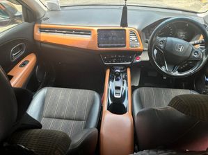 Honda Vezel 2016