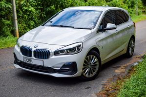 BMW 225XE iPerformance LCI X1 2019