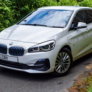 BMW 225XE iPerformance LCI X1 2019 - Image 2