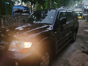 Mitsubishi Montero V76 2007