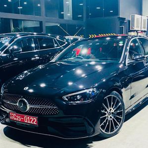 Mercedes Benz C200 AMG Premium 2023 - Image 2