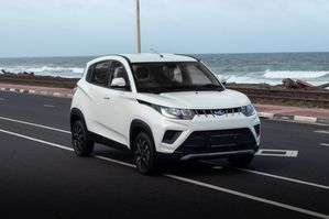 Mahindra KUV 100 NXT 2025