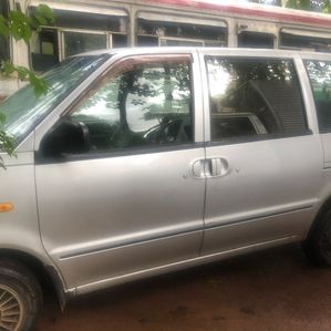 Nissan Serena 1999 - Image 2