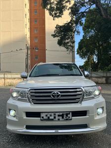 Toyota Land Cruiser Sahara ZX Bruno Cross 2015