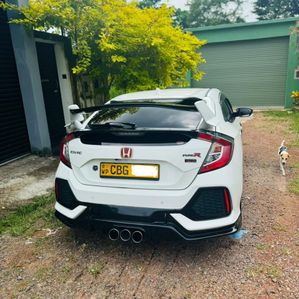 Honda Civic EX 2018 - Image 2