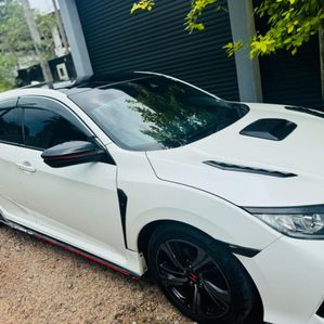 Honda Civic EX 2018 - Image 3
