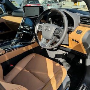 Lexus Land Cruiser LX 500/600 2025 - Image 3