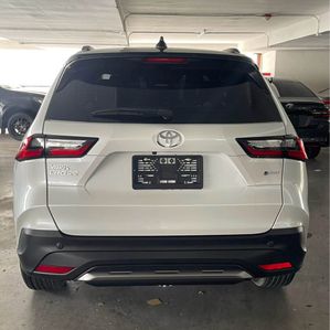 Toyota Yaris Cross Premium 2025 - Image 3