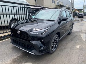 Toyota Yaris Cross Premium 2025