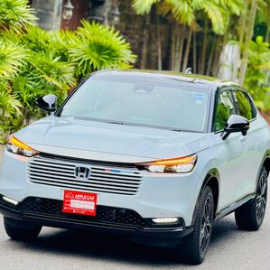 Honda Vezel Z Play Premium Zone 2025 - Image 2