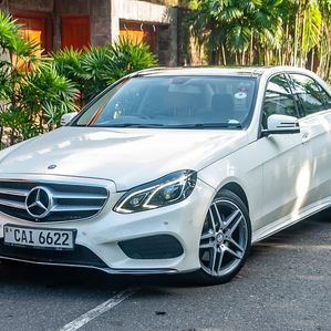 Mercedes Benz E300 AMG-Premium Plus 2015 - Image 2