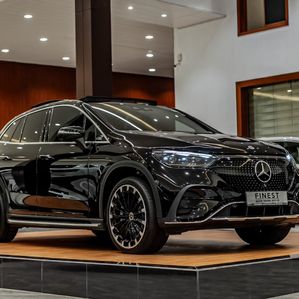 Mercedes Benz EQE 300 REGISTERED 2024 - Image 3