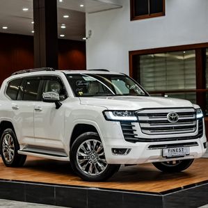 Toyota LAND CRUISER DIESEL 2023 - Image 2