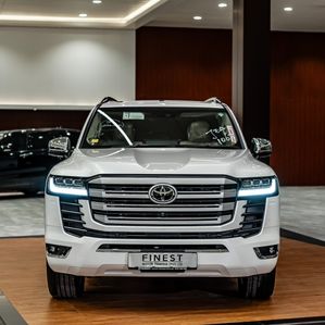 Toyota LAND CRUISER DIESEL 2023 - Image 3