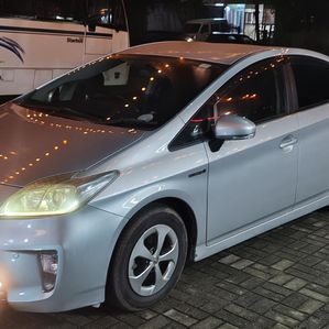 Toyota Prius S Grade 2012 - Image 2