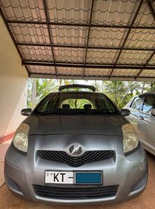 Toyota Vitz 2009