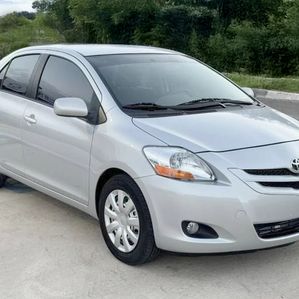 Toyota Yaris 2007 - Image 2