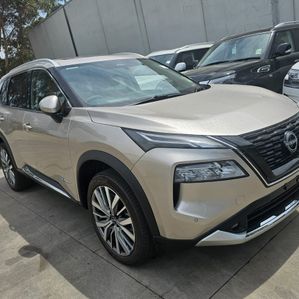 Nissan X-Trail E-Power 2025 - Image 2