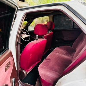 Nissan Sunny 1992 - Image 3