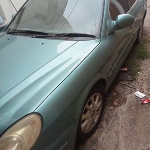 Hyundai Sonata 2002 - Image 2