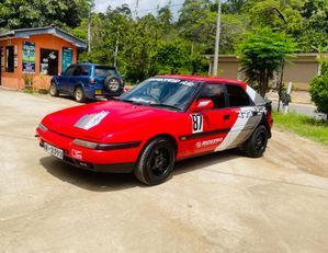 Mazda Astina 323 1992