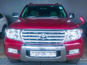 Toyota Land Cruiser Sahara 2010
