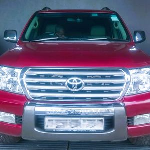 Toyota Land Cruiser Sahara 2010 - Image 2